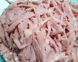 Foto del paso 3 de la receta: Fideos al puerro, jamón y más a lo Maribel