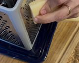 Foto del paso 1 de la receta: Tarta de queso curado con yogur