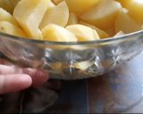 Foto langkah ke 3 dari resep Kentang Panggang Keju ala Rianti Kitchen.