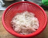 รูปขั้นตอนการทำที่ 3 ของ ก๋วยเตี๋ยวเส้นเล็กต้มยำ.เจ