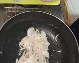 A picture of step 1 of Tandori chicken shell pasta.