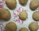 A picture of step 3 of Cheesy chickpeas falafel.