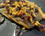 Foto del paso 7 de la receta: Rodaballo en Salsa de Martini Rosso con Piñones y Pasas