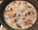Foto langkah ke 5 dari resep One Pan - Grilled Chicken Mushroom.