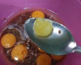 Foto langkah ke 2 dari resep Bolu panggang gula merah.