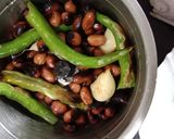 A picture of step 2 of Radish leaves curry.