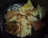 Foto langkah ke 3 dari resep Telur Dadar Kuah Santan.