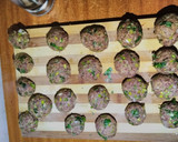 A picture of step 2 of Meatballs in sauce#4wkschallenge.