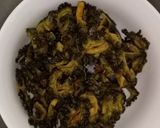 A picture of step 4 of Chana daal karailay.