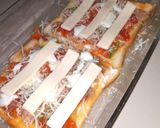 Foto langkah ke 2 dari resep Pizza Roti Tawar.