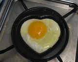 Foto langkah ke 2 dari resep Sandwich chiken egg chesee.