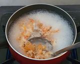 Foto langkah ke 2 dari resep Mie Kuah Udang tauge.