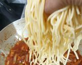 સ્પાઈસી ચીલી ગાર્લિક નૂડલ્સ્ (Spicy chilly garlic noodles Recipe In Gujarati) રેસીપી સ્ટેપ2ફોટો