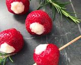 Une image de l'étape 3 de Brochettes de fraises au chèvre.