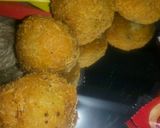 A picture of step 5 of Crispy creamy balls.