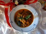 Vellutata di zucca, patata americana, cavolo nero e fagioli