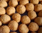 Foto langkah ke 4 dari resep Bitter ballen isi ragout kentang wortel.