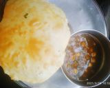 A picture of step 5 of Punjabi bathura.