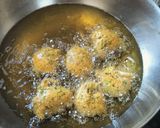 A picture of step 4 of Leftover poha corn fritters.
