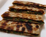 पालक के पराठे (Palak ke parathe Recipe in hindi) रेसिपी चरण 5 फोटो