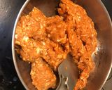 A picture of step 2 of Cheesy keema stuffed hash brown.