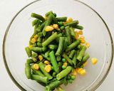 Bacon-be tekert csirkemell holland mártásal és zöldségekkel recept fázis 2 fotója