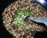 Foto langkah ke 5 dari resep Tumis Ayam Jamur Pedas (Isian Bakpao & Roti).