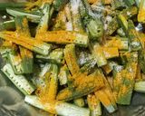 ढाबा स्टाईल मसाला भेंडी (Dhaba Style Masala Bhendi Recipe In Marathi) रेसिपी स्टेप 1 फोटो 