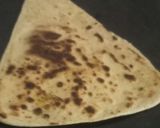 तिकोना पराठा (Tikona paratha recipe in hindi) रेसिपी चरण 3 फोटो