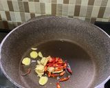 Foto langkah ke 2 dari resep Kepiting saus padang telur.