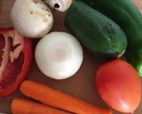 Foto del paso 3 de la receta: Muslos al horno con verduras