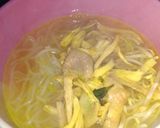 Foto langkah ke 5 dari resep Soto Ayam Bening.