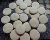 Foto del paso 6 de la receta: Alfajores de maicena sin manteca