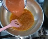 A picture of step 2 of Muthi Kabab Masala Salan.
