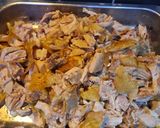 A picture of step 1 of Chicken & Spinach Pasta.