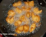 A picture of step 4 of Karnataka Special Urad Dal Bonda / Ulundu Bonda and Bonda Soup in Sambar (Dal Bonda Recipe).