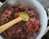 A picture of step 2 of Strawberries Sauce.