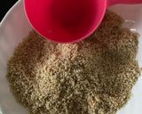 A picture of step 1 of Sesame, almond and peanut butter squares.