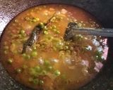 A picture of step 2 of Aloo green peas curry.