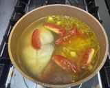 Foto langkah ke 2 dari resep Sop ikan tenggiri.