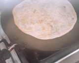 A picture of step 2 of Palak Parantha.