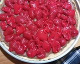Foto del paso 3 de la receta: Tartaleta de frutilla 🍓y crema pastelera de chocolate 🍫😋