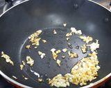 A picture of step 5 of Honey Garlic Prawns.