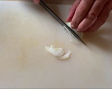 Foto del paso 1 de la receta: Sardina ahumada, encurtidos y tomate