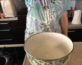 Hình bước làm 2 của món Bánh sữa chua của bà nội không cần lò nướng