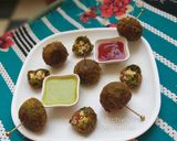 A picture of step 5 of Spinach cheese lolipop.