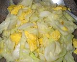 Foto langkah ke 6 dari resep Tumis Sayur Kol Sederhana ala Anak Kos.