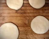 Foto del paso 2 de la receta: Bikini (en mollete casero) — sándwich mixto (en mollete casero)—
