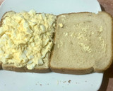 Foto del paso 3 de la receta: Sándwich de ensalada de huevo