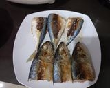Foto langkah ke 1 dari resep Ikan kembung/tongkol bumbu kuning.